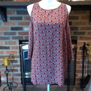 3/$20 Urban Outfitters Staring at Stars Top